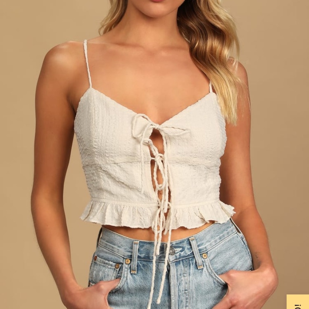 Lulus • Good Connection Cream Tie-Front Cropped Cami Top